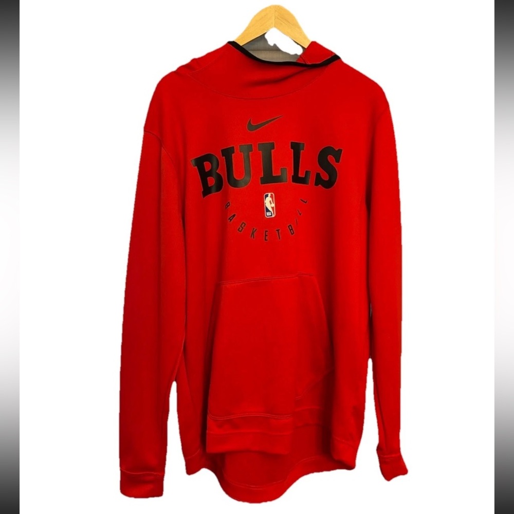 Authentic Nike Chicago Bulls Men’s XL hooded sweatshirt